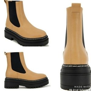 ESPRIT ANKLE BOOTIES